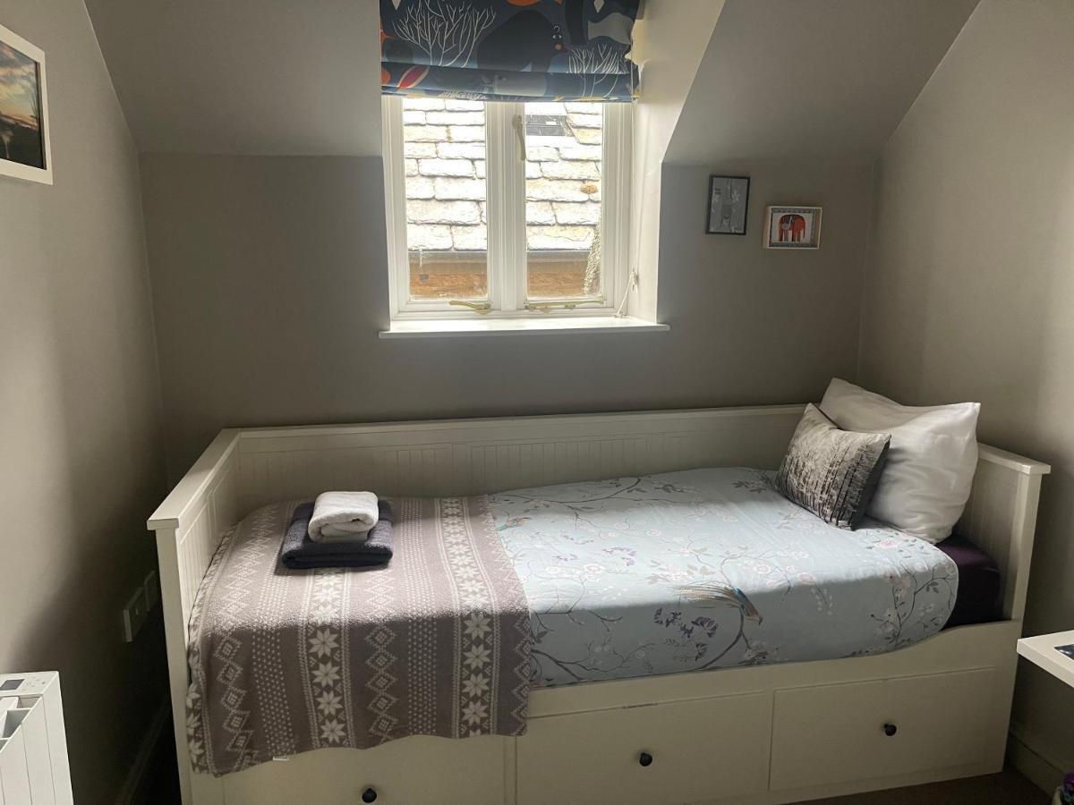 Carp'S Rise Cottage Somerford Keynes Exteriör bild